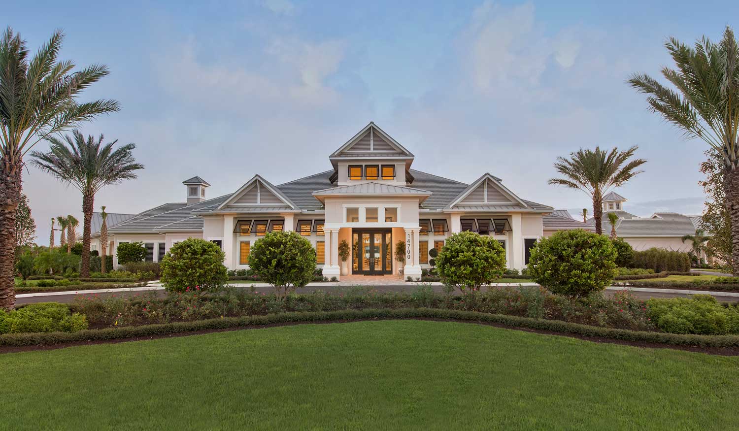 corkscrew shores front of building
